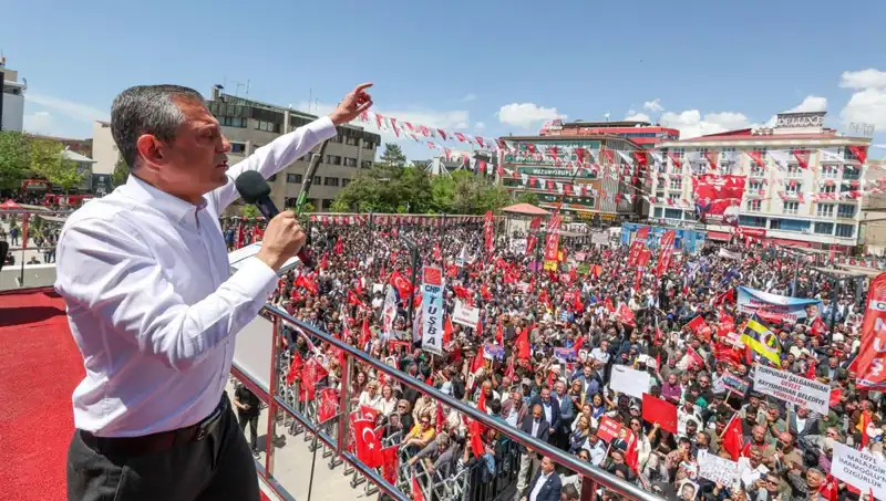 Özgür Özel’den Çarpıcı Açıklama: Örgütün Silah Bırakmasına Tam Destek!