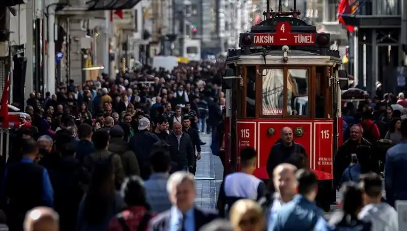 Türkiye'de Nüfus Artışı: Demografik Değişiklikler ve Gelecek Yansımaları