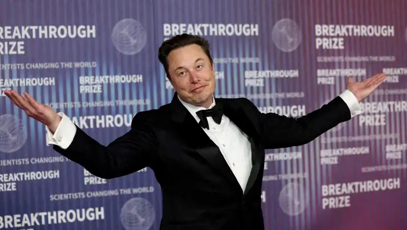 Elon Musk, X’in Yeni Mesajlaşma Uygulamasıyla Flört Sitesine Mi Dönüşüyor?