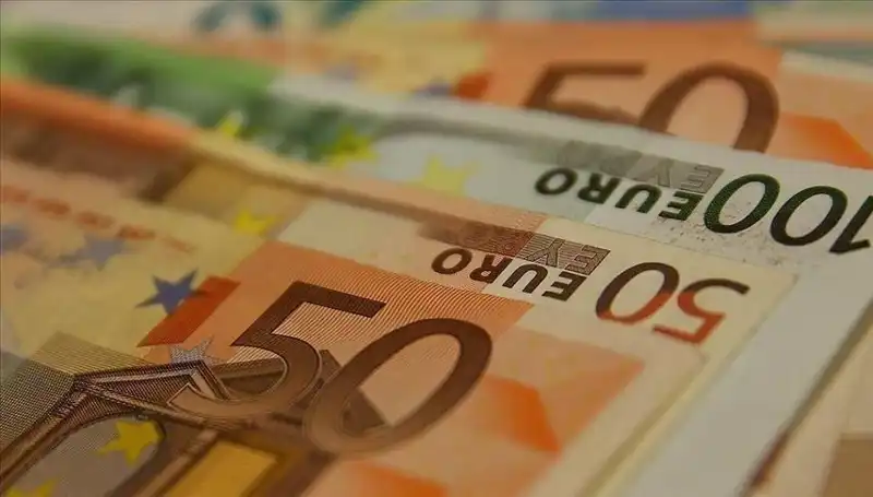 Euro'nun Zirveden Geri Dönüşü: Ekonomik Gelişmelerin Ardındaki Gizem