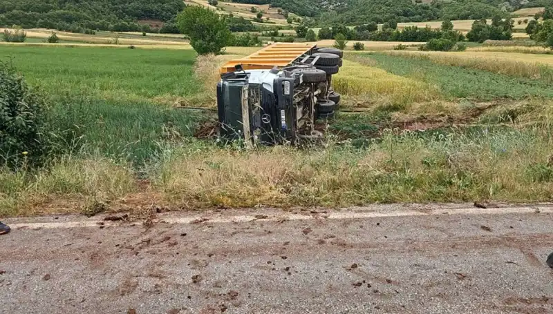 Tokat’ta Devrilen Kamyon Faciası: Hayatını Kaybeden Şoförün Acı Hikayesi