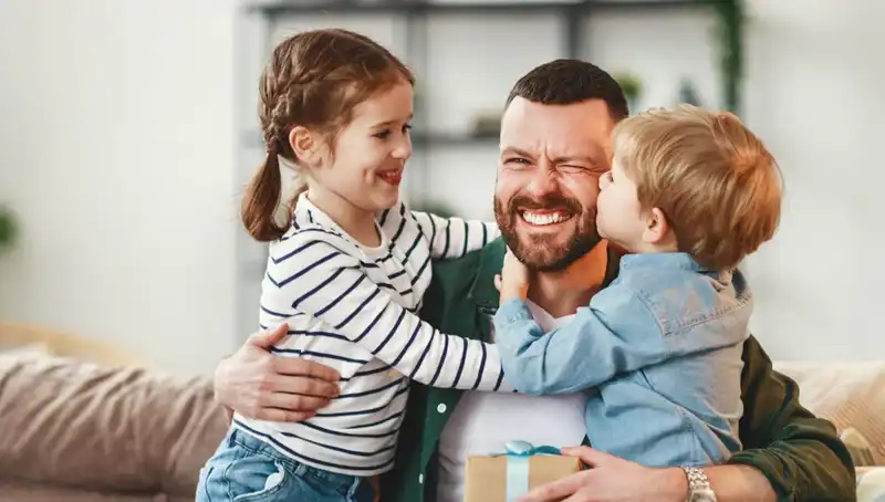 Bilim İnsanları Açıkladı: Babanın Yüz İfadesi Cinsiyeti Belirler mi?
