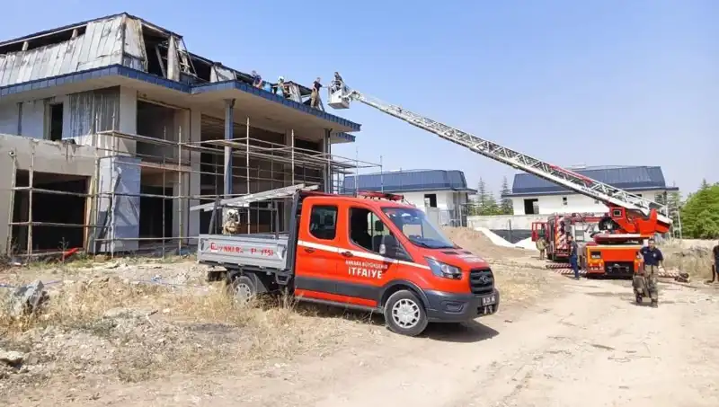 Gölbaşı'nda Villalar Arasındaki Yangın Panik Yarattı: Ayrıntılar Burada!