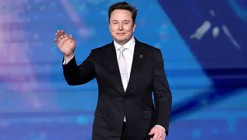 Tesla’nın Yeni Modeli: Canavar Projenin Sessizce Rafa Kaldırılması!