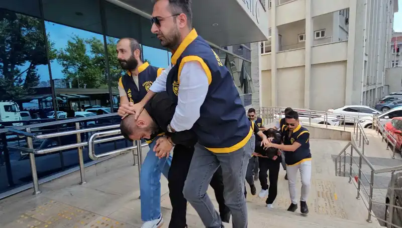 FETÖ Yalanıyla Milyonlarca Lira Vurgun: Dolandırıcılar Ağını Genişletiyor