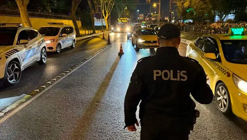 "Huzur İstanbul" Uygulamasında Yüzlerce Gözaltı: Neler Oluyor?