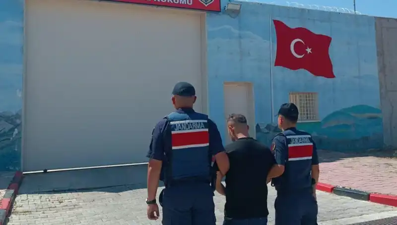 Afyon'da Suç Örgütüne Ağır Darbe: 9 Kişi Yakalandı!