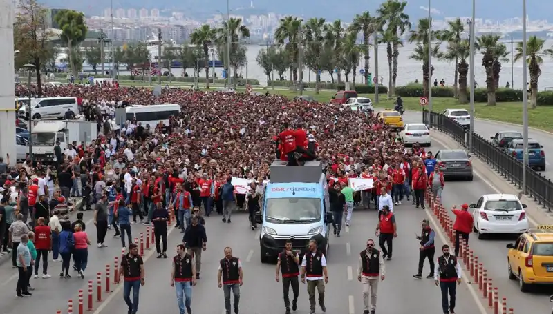 İzmir'de Grev Krizi: 4. Günde Hükümetin Cevabı Ne Olacak?