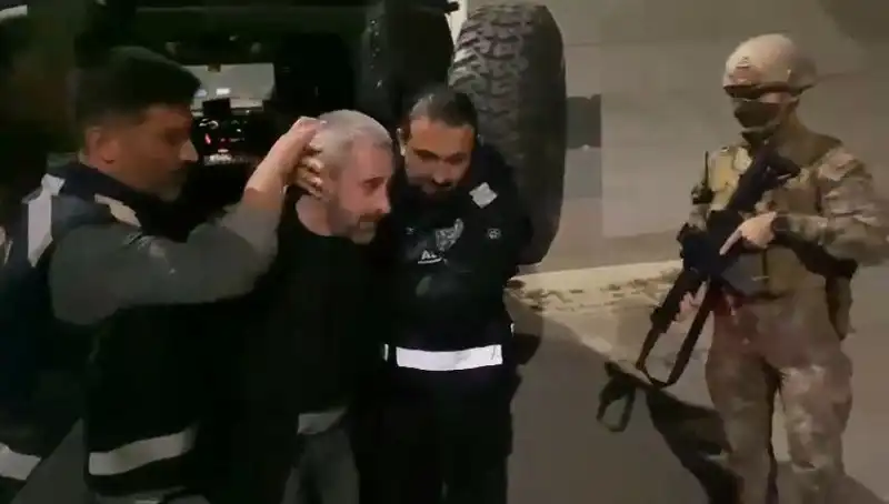 Kardeş Katili Yakalandı: 213 Saatlik Görüntü İncelemesi Şok Etti