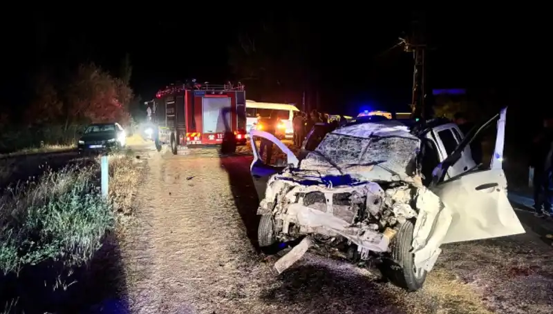 Ciple Traktör Çarpışması: 5 Kişi Yaralandı, Olayın Detayları Ortaya Çıktı