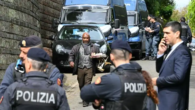 Roma'da Tarihi Nükleer Zirve: İran ve ABD Arasındaki Çatışma Çözülüyor Mu?