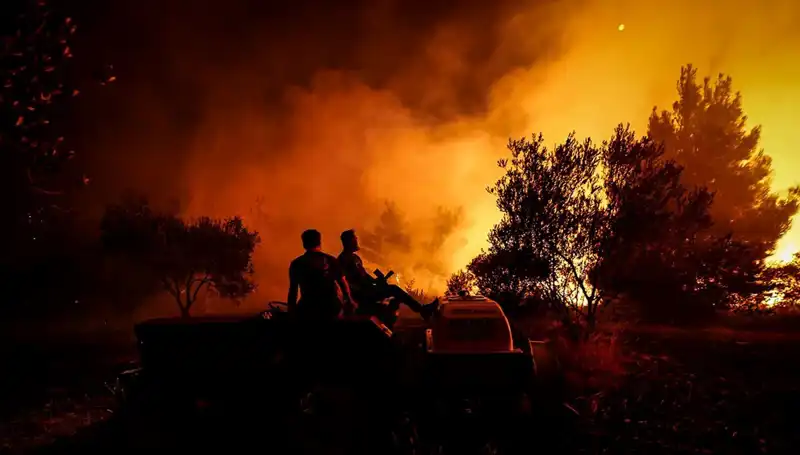 Çanakkale Orman Yangını: 785 Kişi Güvenli Alanlara Tahliye Edildi
