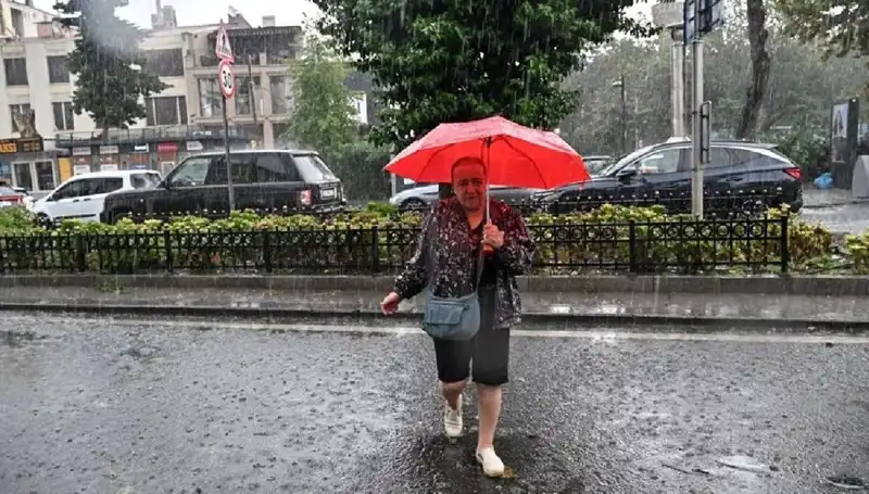 7 İlde Sarı Kodlu Yağış Uyarısı: Hava Durumu Alarm Veriyor!