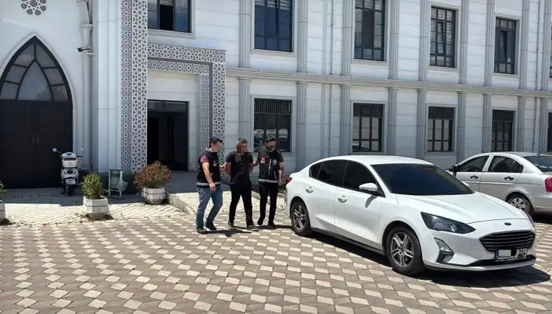 Kocaeli'de Şok Cinayet: Zanlı Hızla Yakalandı ve Tutuklandı
