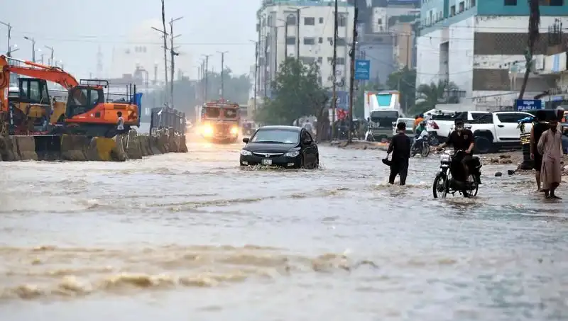 Muson Yağmurları Pakistan'ı Vurdu: Felaketin Boyutları ve Ölü Sayısı Artıyor