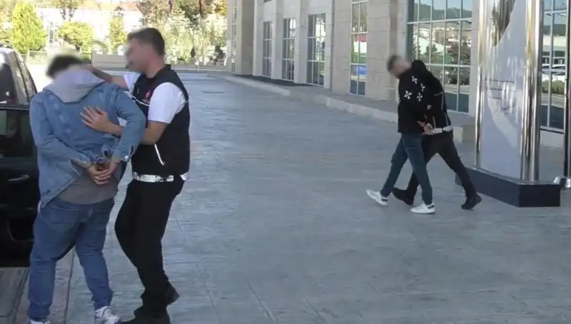 Uşak’ta Şok Uyuşturucu Operasyonu: Dört Kişi Tutuklandı