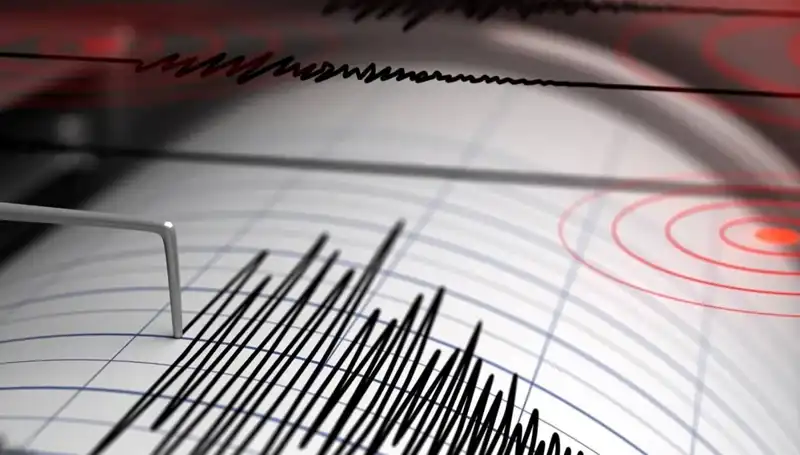 Manisa'da 4 Büyüklüğünde Deprem: Halk Tedirgin, Uzmanlar Açıklama Bekliyor