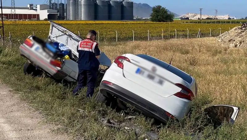 Adana'da Trafik Kazasında Anne ve Bebeği Hayatını Kaybetti