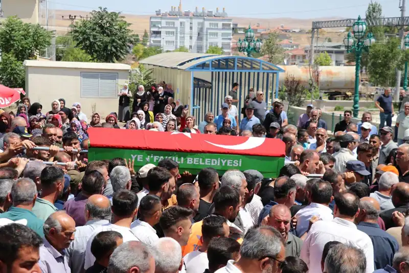 MHP'li Belediye Başkanı Son Yolculuğuna Uğurlandı: Şehirde Büyük Bir Hüzün Var