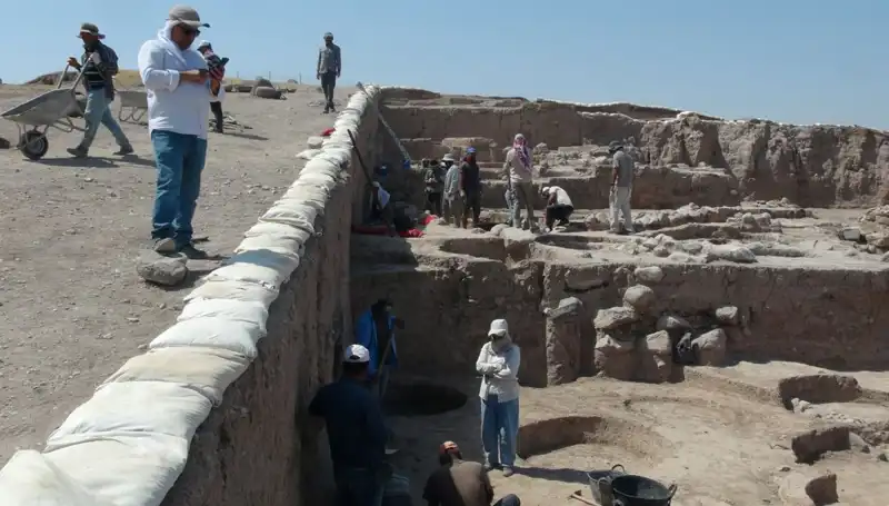 Kızgın Güneş Altında Kazı: Oylum Höyük’te Tarih Yeniden Gün Yüzüne Çıkıyor