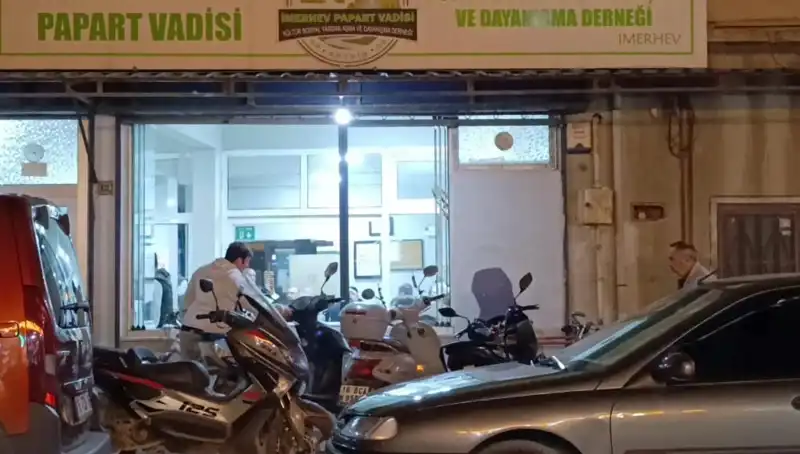 Lokalde Bıçaklı Kavga: Neler Oldu, Soru İşaretleri Kaldı