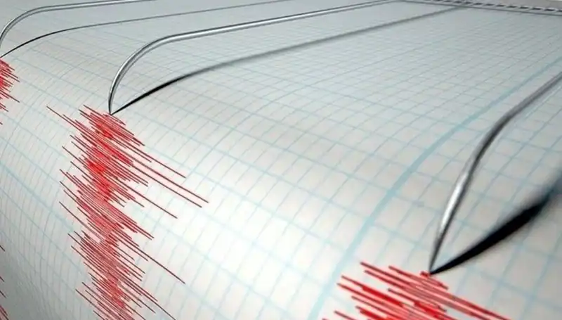 Bozcaada'da 3.9 Büyüklüğünde Deprem: Adada Neler Oldu?