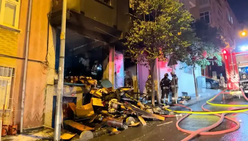 Bağcılar’da Yangın Paniği! Beş Katlı Binada Neler Oldu?